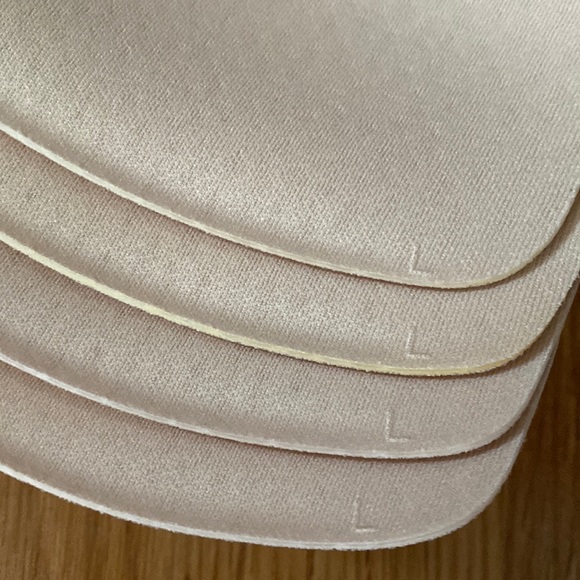 ❤️ Four Lululemon Bra Insert Pads from Asia Size Large NWOT - Picture 3 of 3